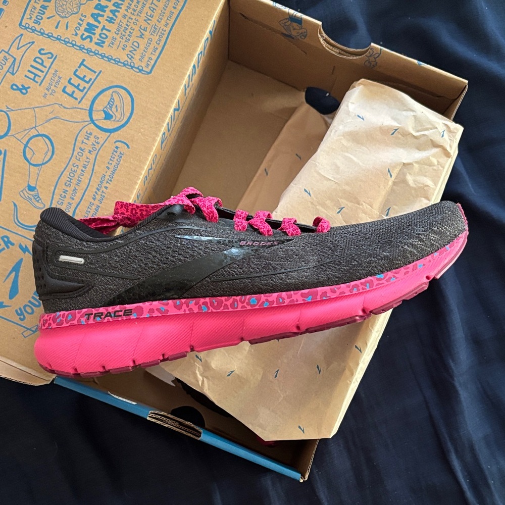 Brooks Women's Athletic Shoes - Black and Pink Leopard